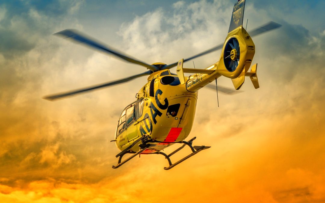 Dinas Damkar DKI Jakarta Bersihkan Tumpahan Oli di Pelabuhan